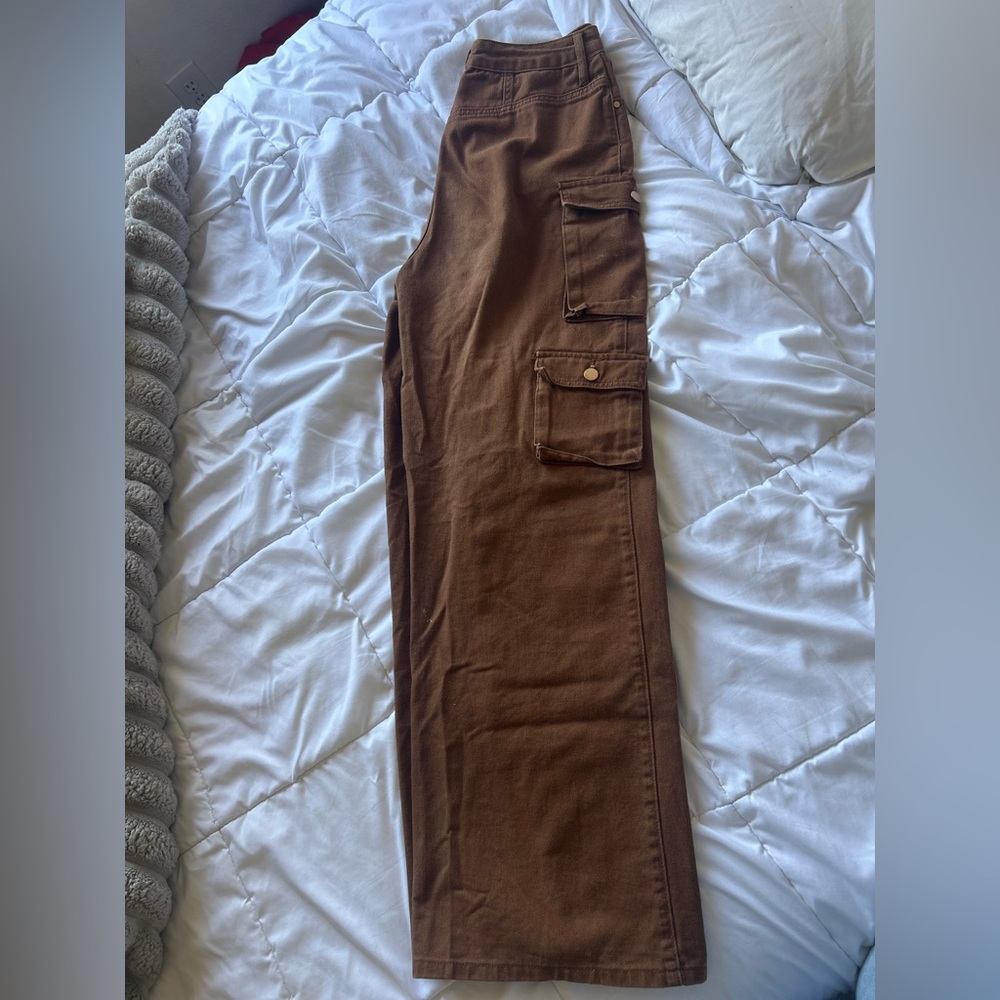 Women’s Brown Cargo Pants